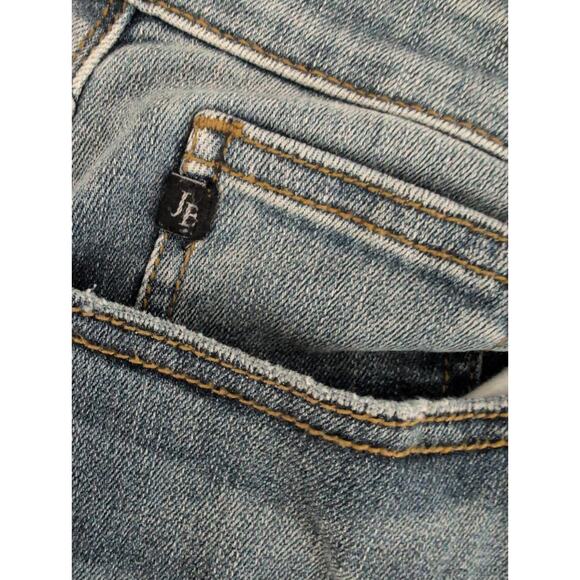 Judy Blue Jeans Women Size 14W* High Rise Distressed Patch Capri Fit JB82185MD - Picture 5 of 12